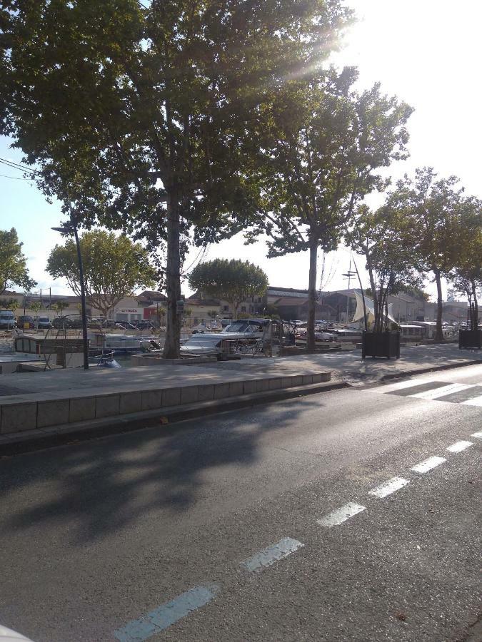 Beaucaire Studioアパートメント エクステリア 写真